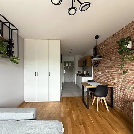 Halicka Free Parking By Citybeat Apartamento *